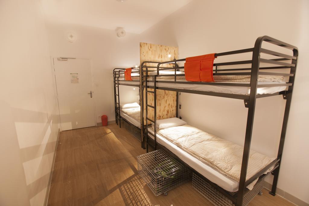 ליון Le Flaneur Guesthouse חדר תמונה